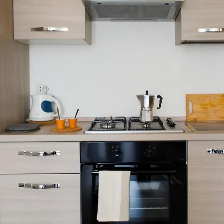 La Dolce Vista By Quokka 360 - Romantic View In Apartment