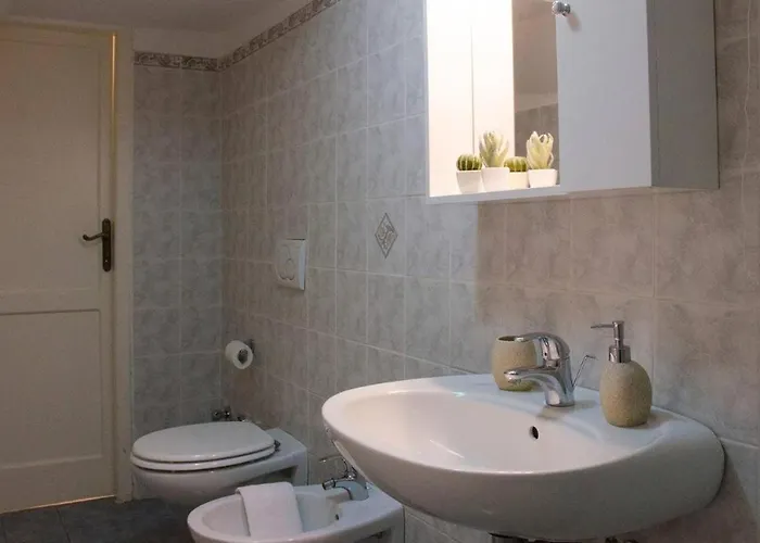 La Dolce Vista By Quokka 360 - Romantic Flat With View In Lägenhet